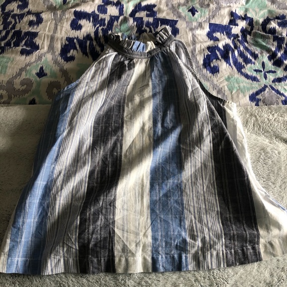 Universal Threads Halter Top - Picture 3 of 4